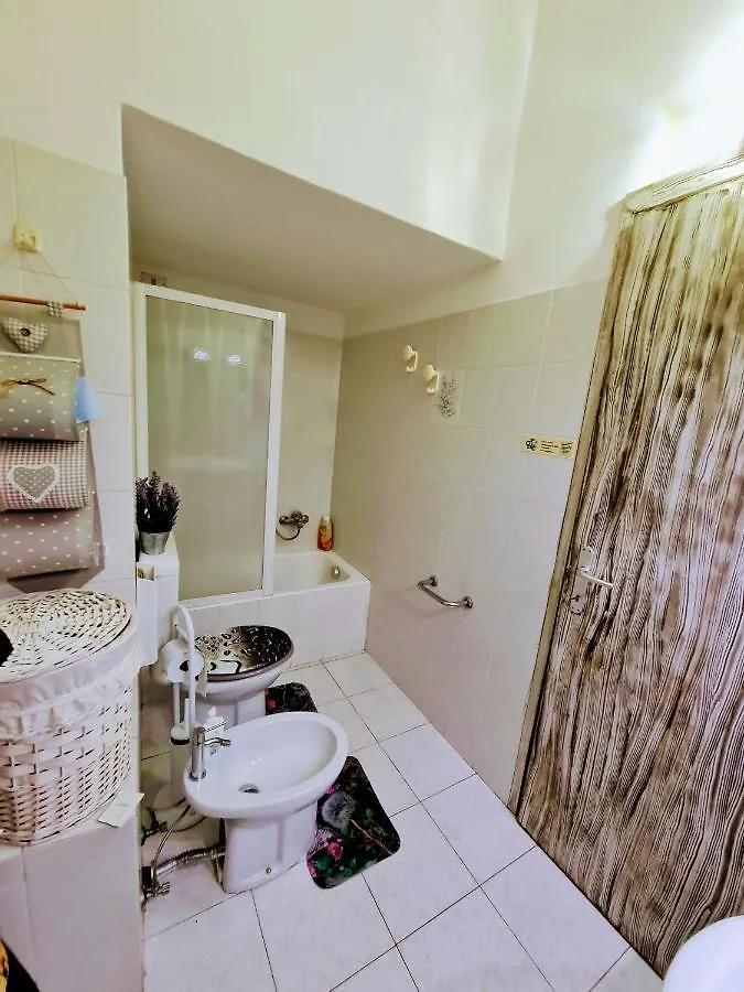 Bed and Breakfast Shabby Chic Albavilla Bed & Breakfast